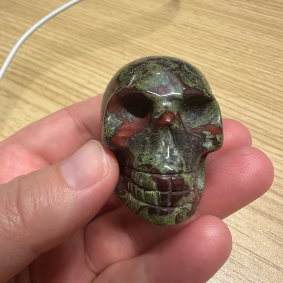 Dragon Blood Jasper Skull Natural Gemstone Carving - Picture 8 of 8